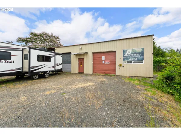 $342,500 | 10 Kegler Road, Winston, OR 97496
