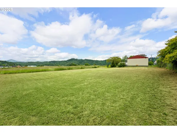 $342,500 | 10 Kegler Road, Winston, OR 97496