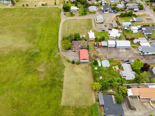 $342,500 | 10 Kegler Road, Winston, OR 97496