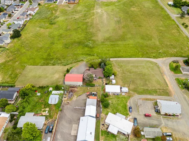 $342,500 | 10 Kegler Road, Winston, OR 97496