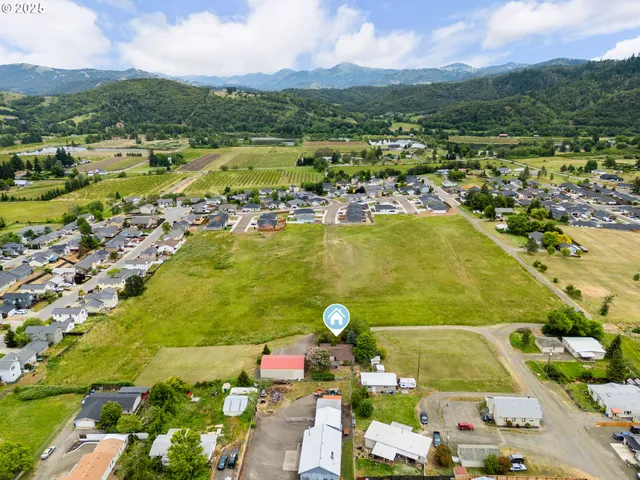 $342,500 | 10 Kegler Road, Winston, OR 97496