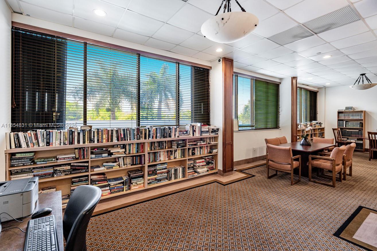 2801 Northeast 183rd Street, Unit 1401W Aventura, FL 33160 - Photo 15 of 26 a living room with furniture