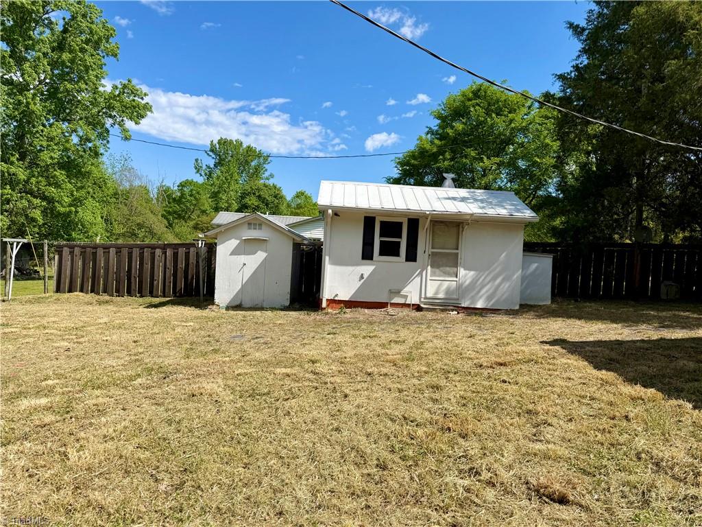 1194 Summey Town Road Trinity, NC 27370 - Photo 6 of 11