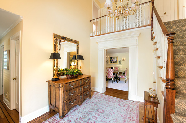988 Hill Road Winnetka, IL 60093 - Photo 2 of 24