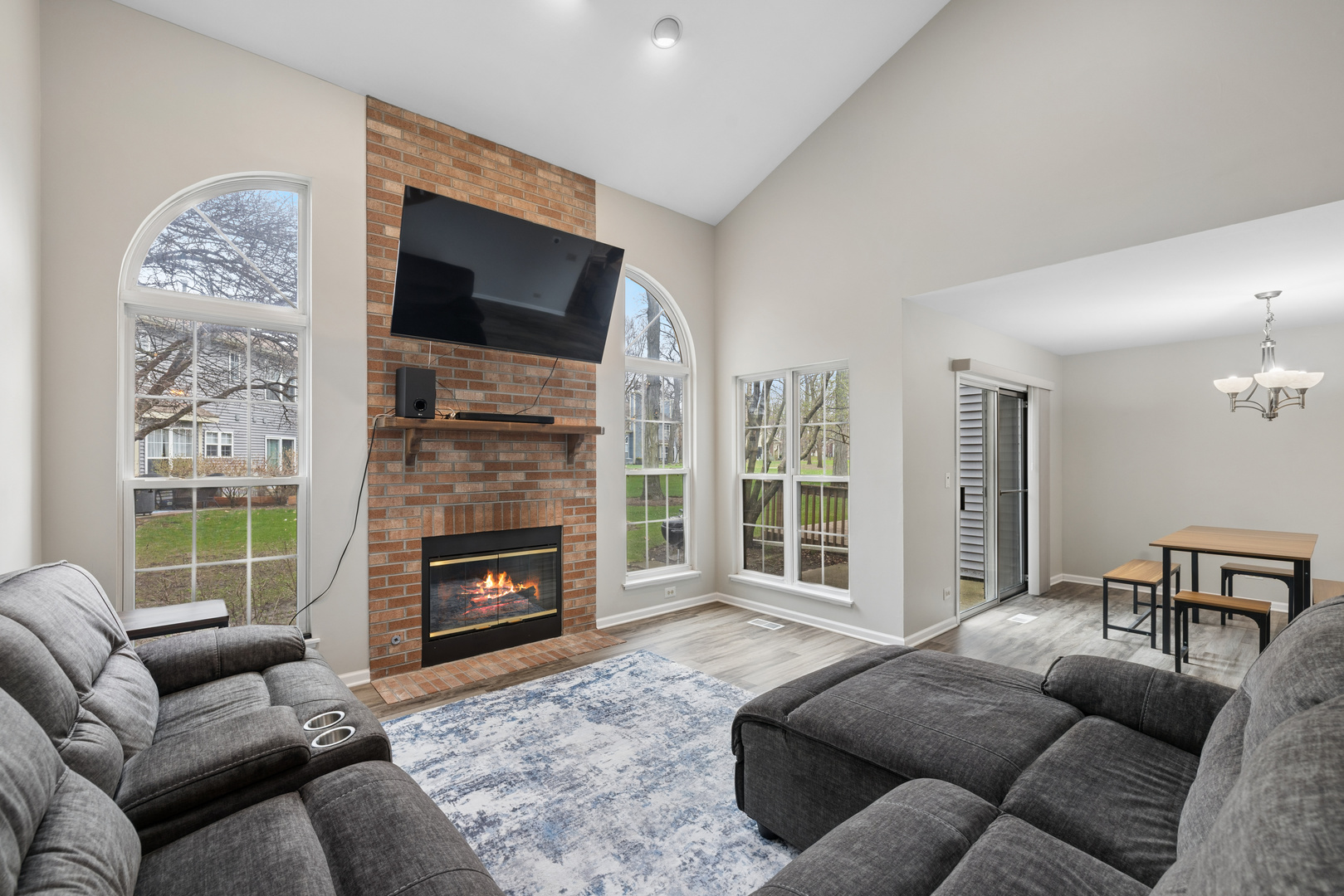 713 Bent Ridge Lane Elgin, IL 60120 - Photo 3 of 23 Gallery Image 3