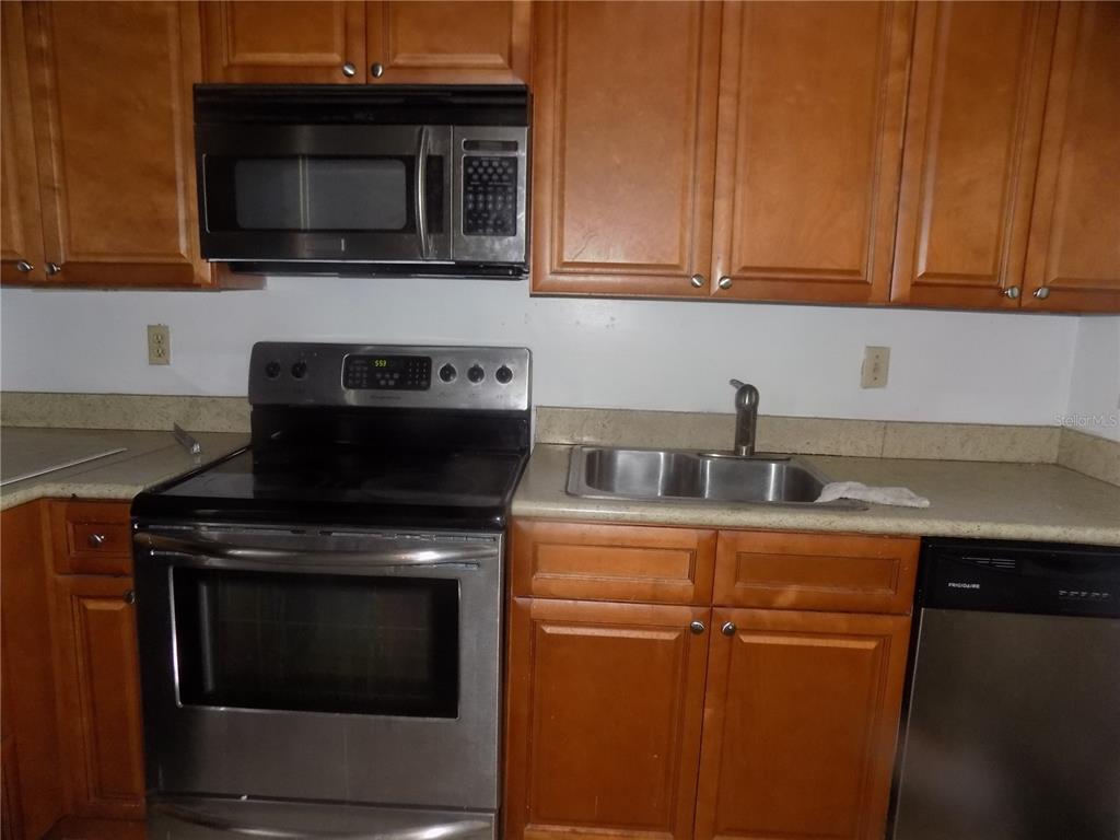 613 Southwest 75th Street, Unit 101 Gainesville, FL 32607 - Photo 25 of 27