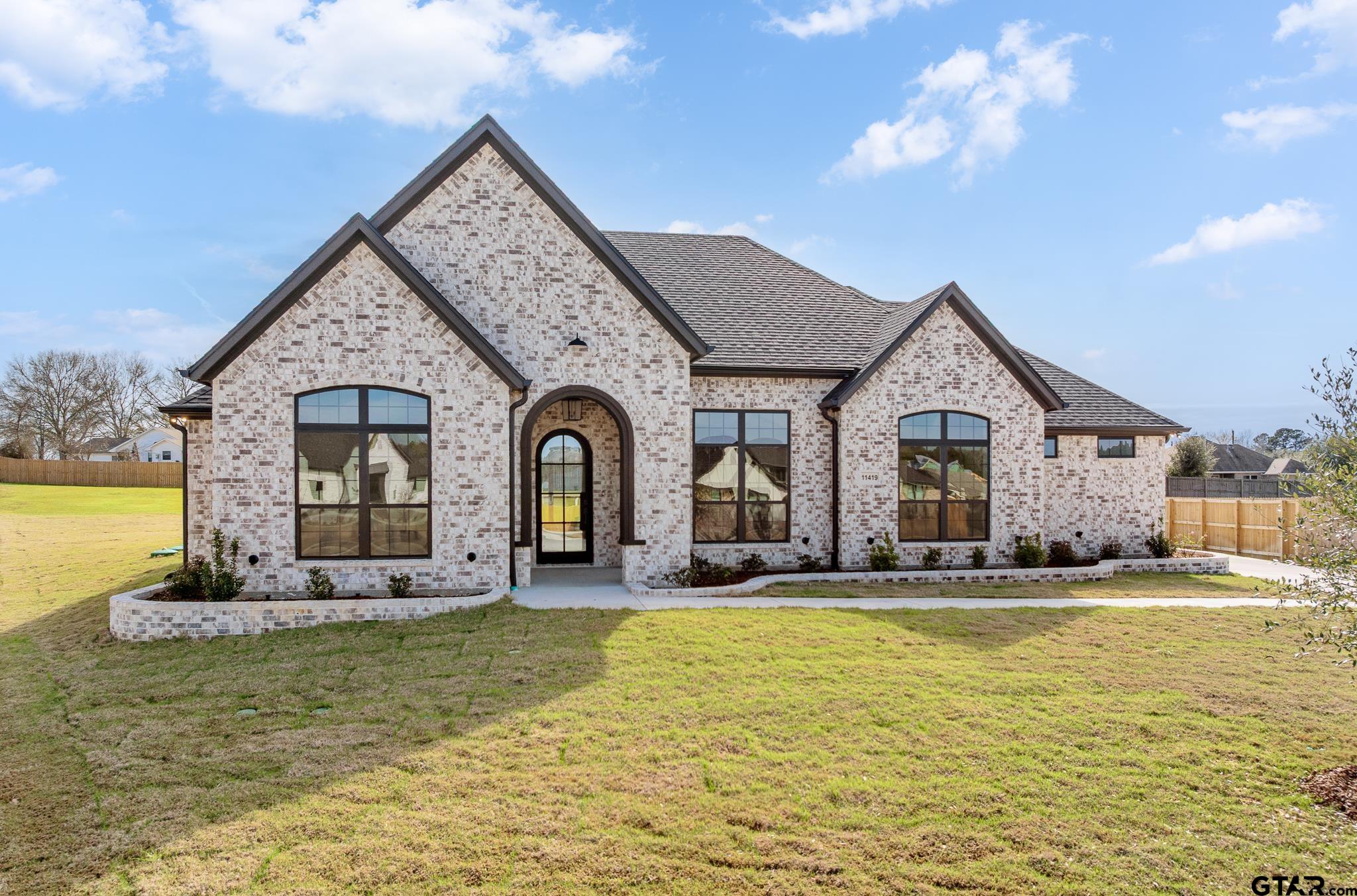 11419 Tucker Circle Flint, TX 75762 - Photo 1 of 45