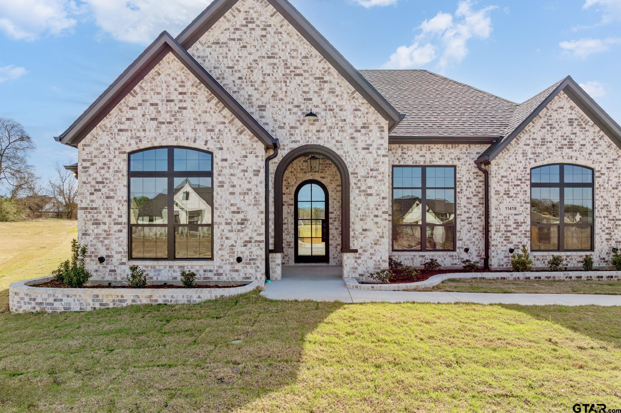 11419 Tucker Circle Flint, TX 75762 - Photo 2 of 45