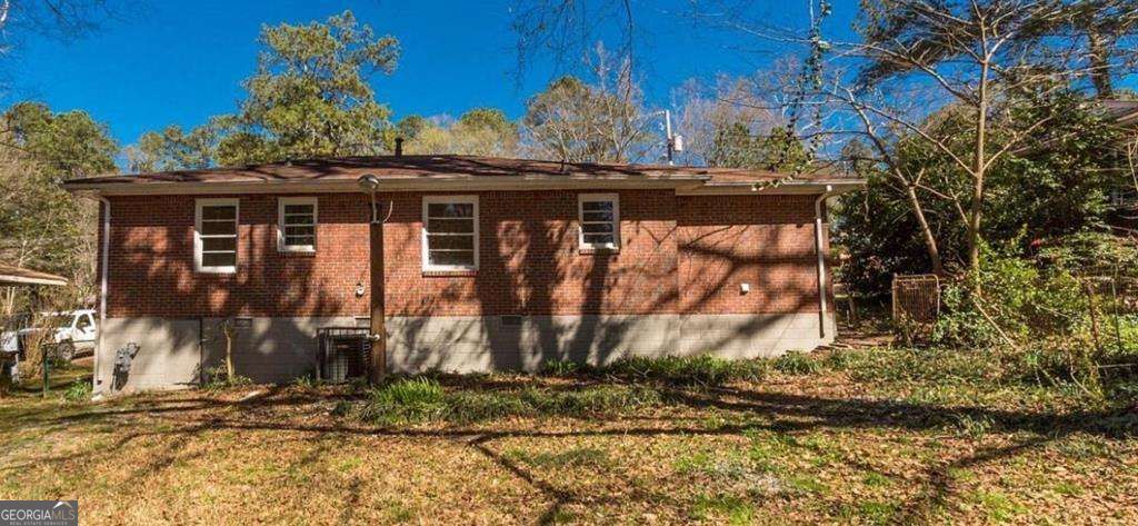 2288 Bonner Road East Point, GA 30344 - Photo 3 of 12 Gallery Image 3
