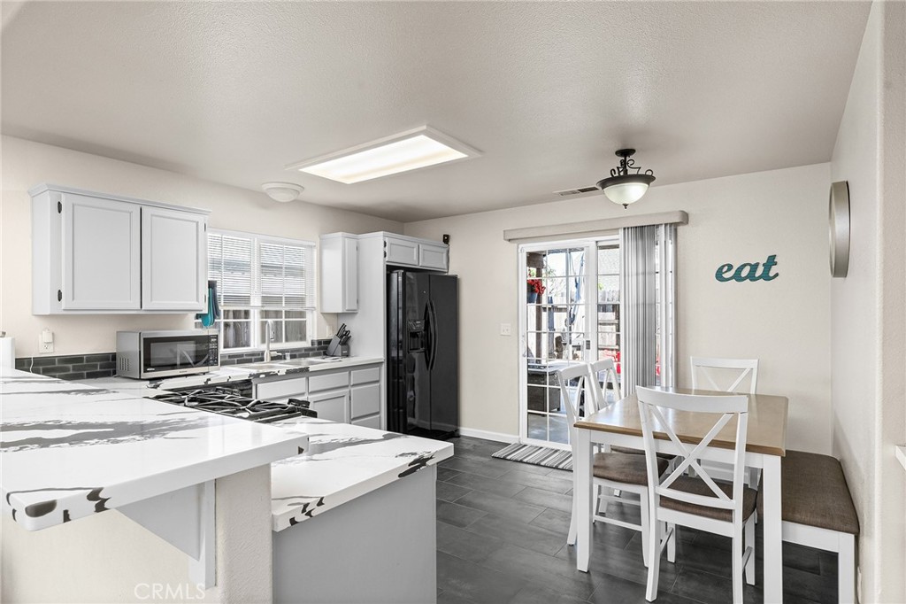 26 Lacewing Court Chico, CA 95973 - Photo 10 of 35