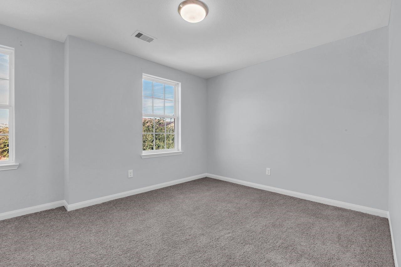 22703 Threefold Ridge Drive Hockley, TX 77447 - Photo 35 of 36 an empty room with a window