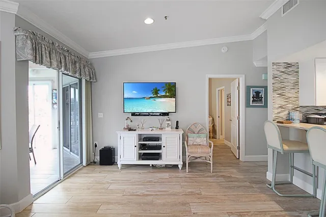 $9,500 | 1339 Siesta Bayside Drive, Unit 1339C, Sarasota, FL 34242