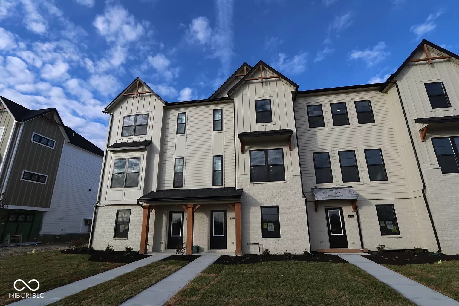 4310 Douro Trail Westfield, IN 46062 - Photo 2 of 18