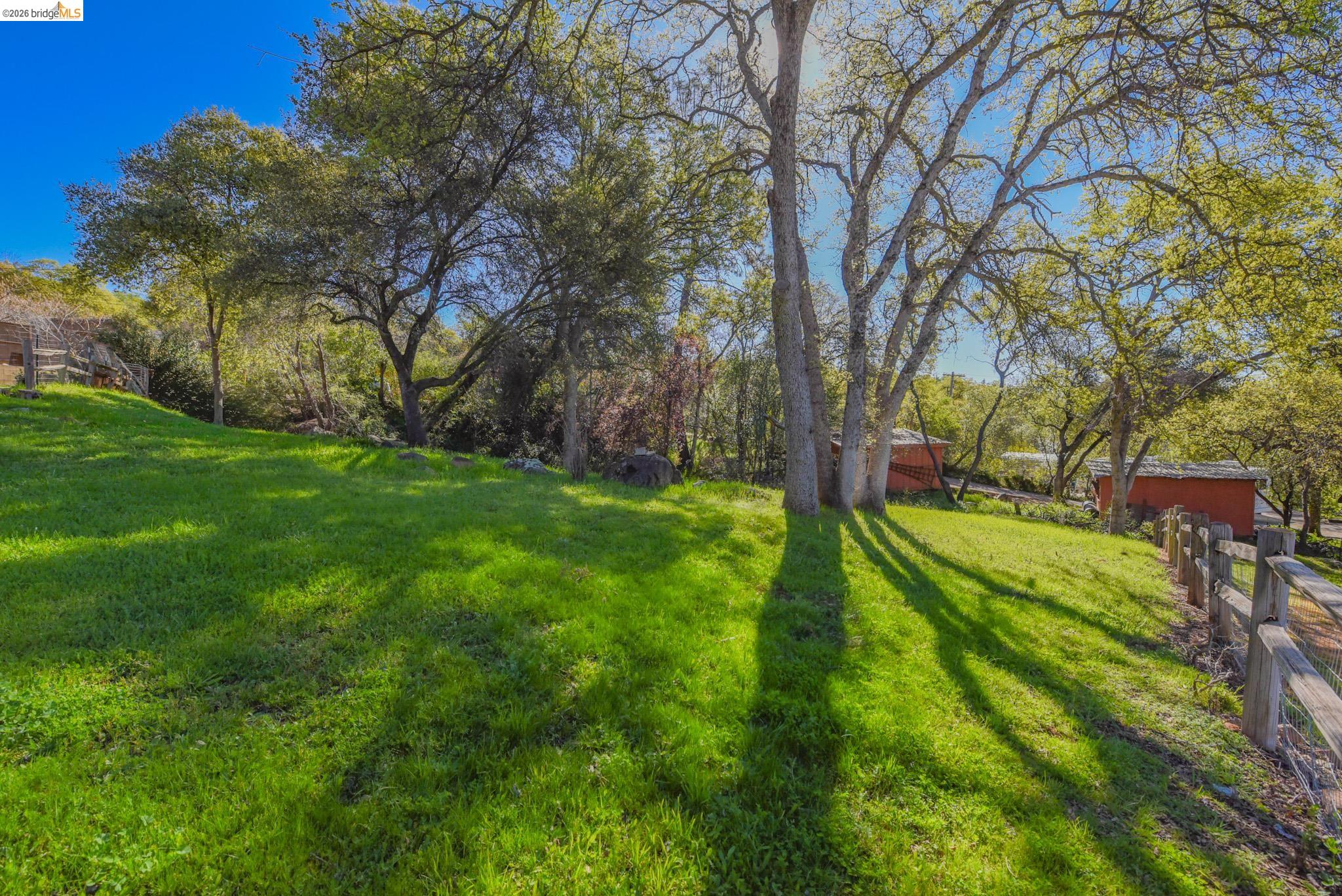 12933 Chaparral Road Sonora, CA 95370 - Photo 27 of 44