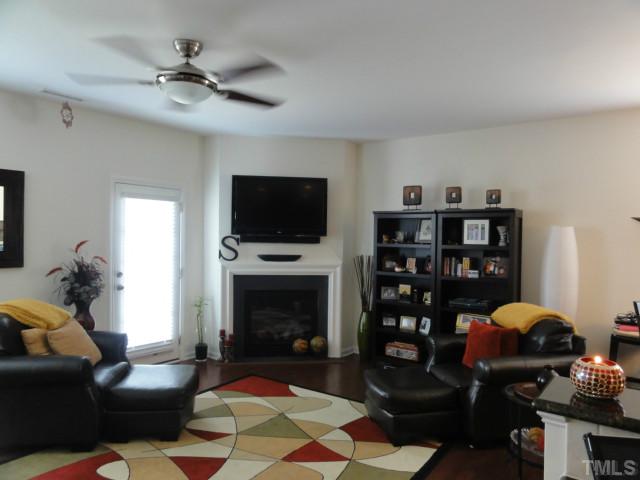 8308 Niayah Way Raleigh, NC 27612 - Photo 7 of 25 View 2 showing gas log fireplace