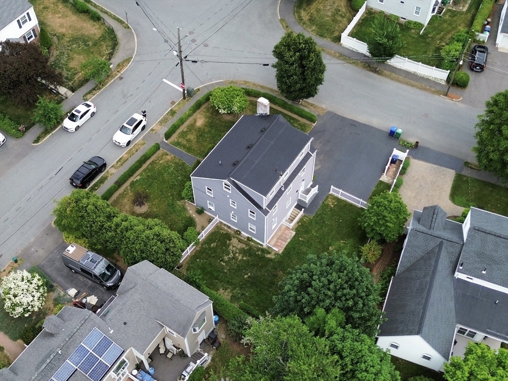 17 Hatfield Road, Unit 17 Newton, MA 02465 - Photo 2 of 42