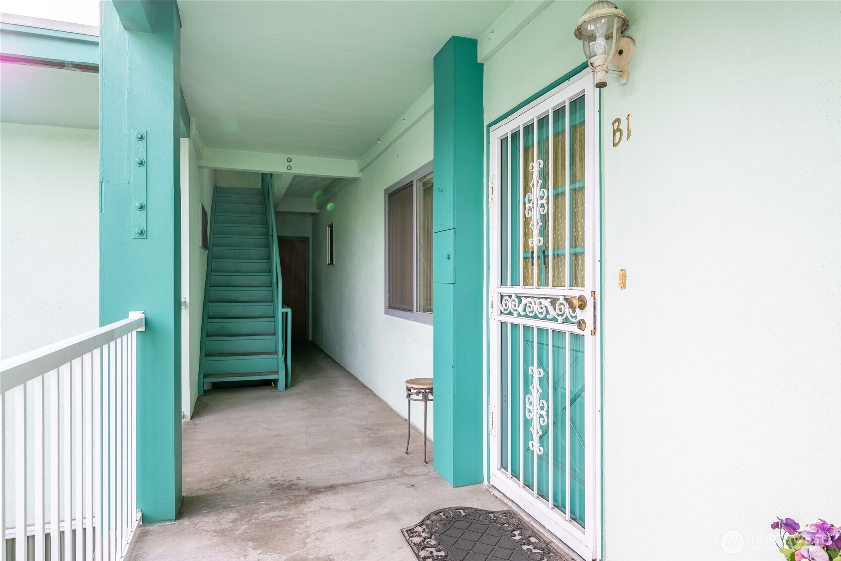 1408 20th Avenue, Unit B1 Longview, WA 98632 - Photo 3 of 25