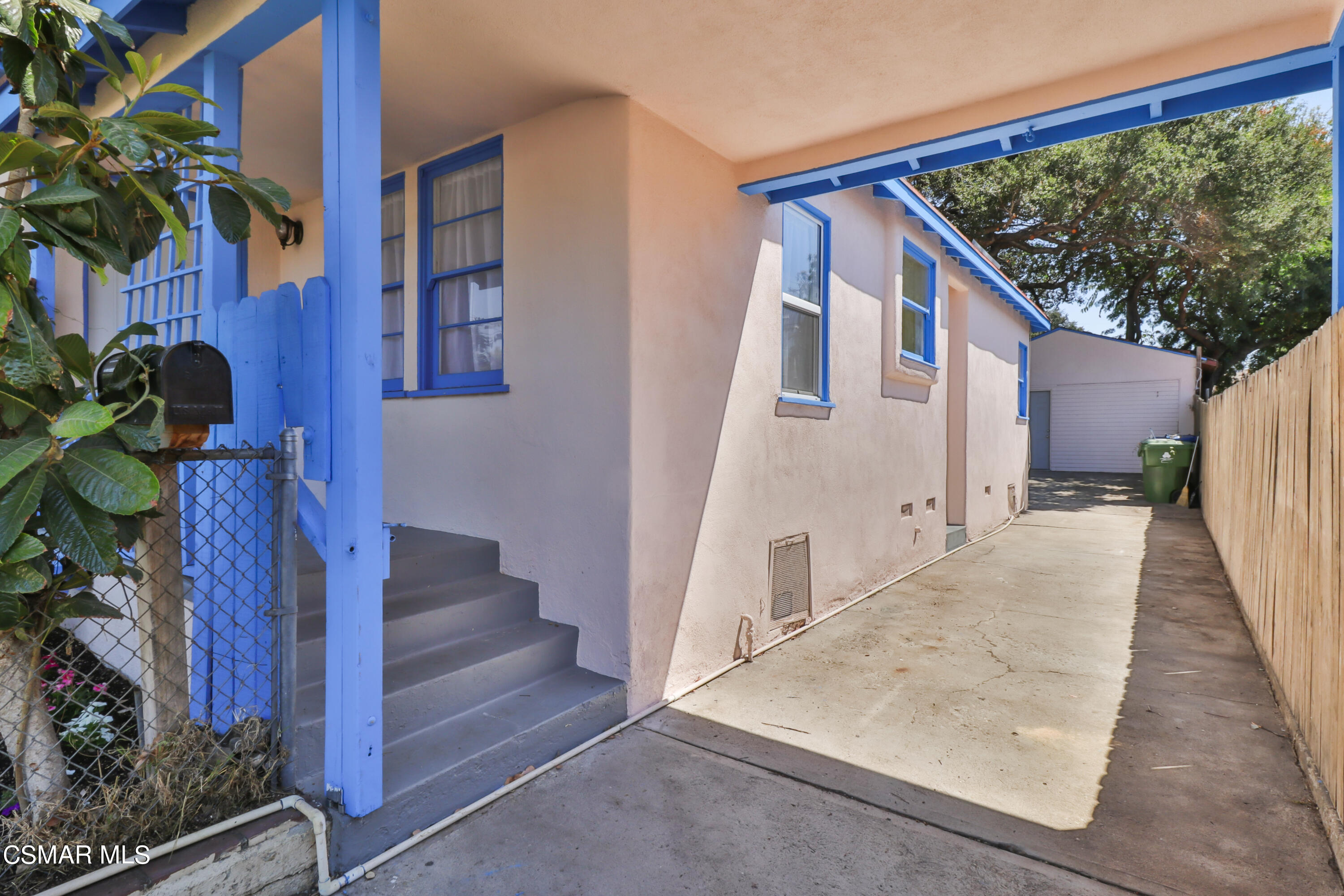10010 Silverton Avenue Tujunga, CA 91042 - Photo 4 of 30 a view of a house with a backyard