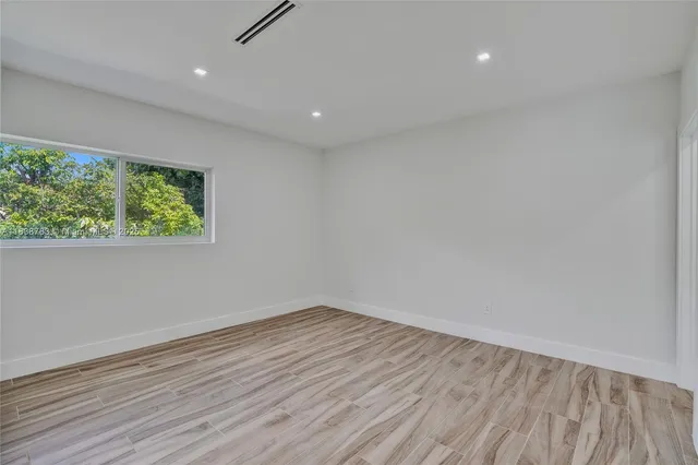 $12,500 | 1840 Northeast 199th Street, Miami, FL 33179