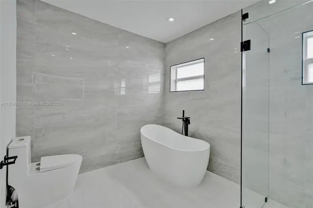 $12,500 | 1840 Northeast 199th Street, Miami, FL 33179