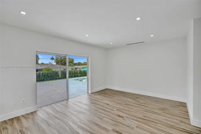 $12,500 | 1840 Northeast 199th Street, Miami, FL 33179