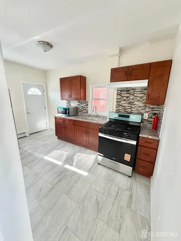 $449,999 | 31 Chrome Avenue, Carteret, NJ 07008