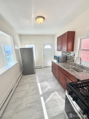 $449,999 | 31 Chrome Avenue, Carteret, NJ 07008