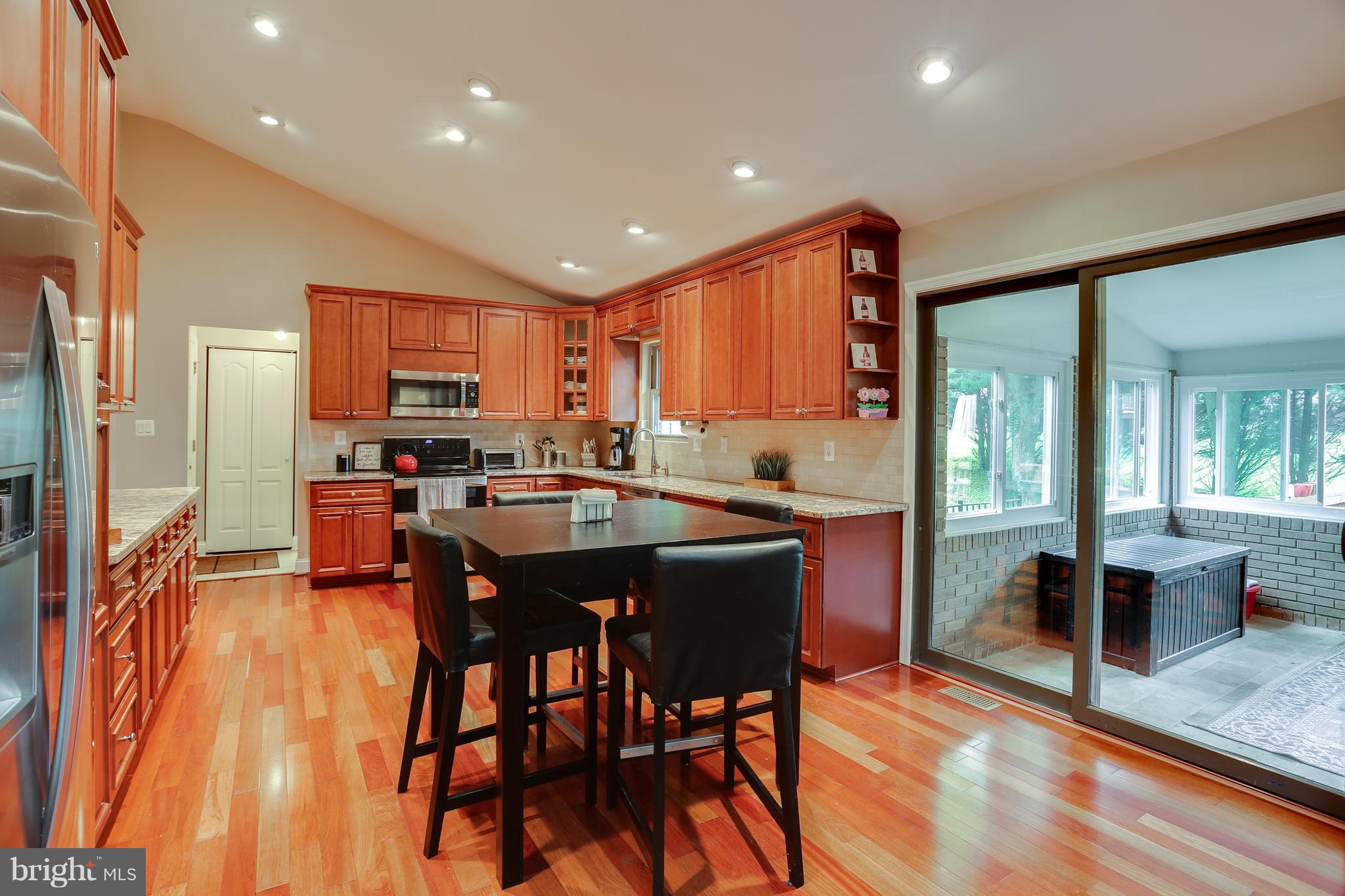3409 Keyser Road Baltimore, MD 21208 - Photo 3 of 30 Kitchen