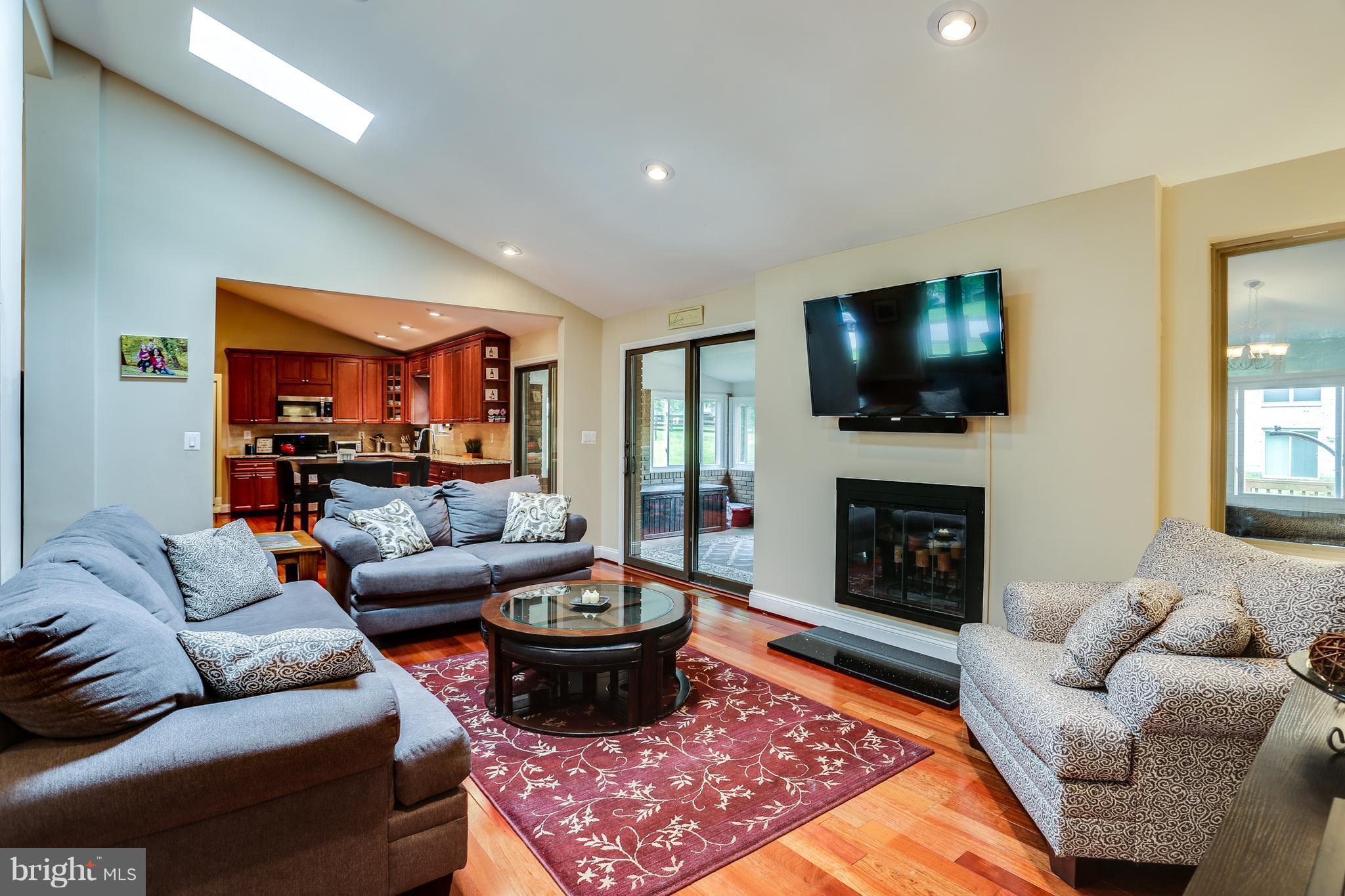 3409 Keyser Road Baltimore, MD 21208 - Photo 7 of 30 Family Room