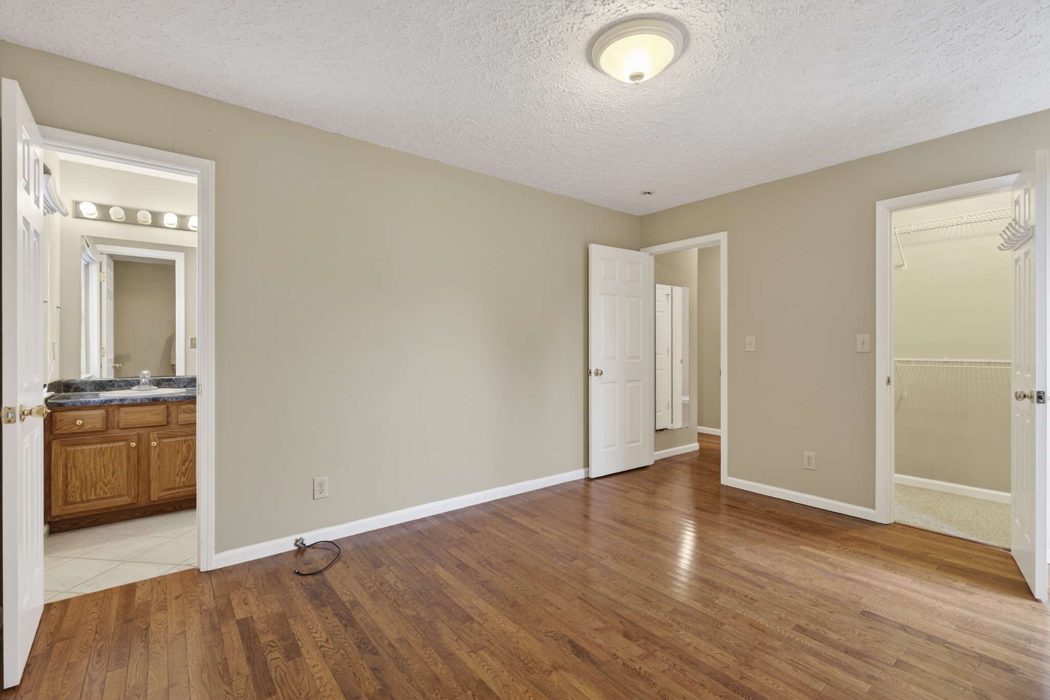 1041 Timber Ridge Road Charlotte, TN 37036 - Photo 19 of 20 an empty room with a bathroom and a sink