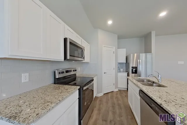 $1,695 | 107 Yardley Court, Lafayette, LA 70507