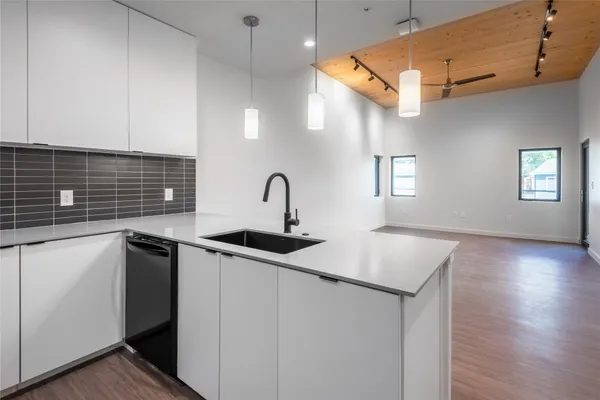 $2,327 | 3515 Webberville Road, Unit HAVEN, Austin, TX 78702