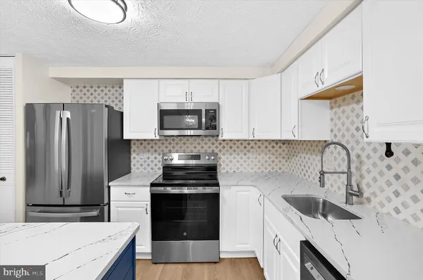 $439,999 | 557 Bay Dale Court, Arnold, MD 21012