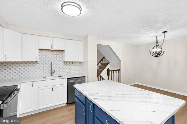 $439,999 | 557 Bay Dale Court, Arnold, MD 21012