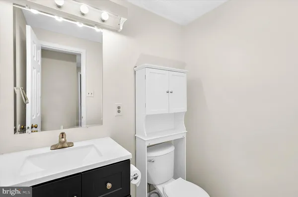 $439,999 | 557 Bay Dale Court, Arnold, MD 21012