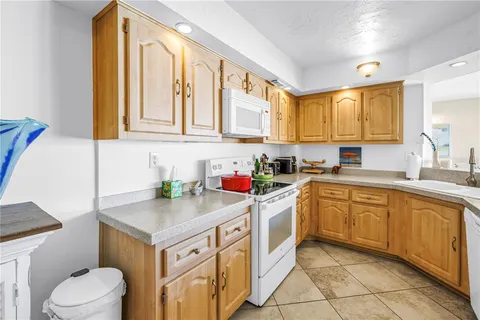 $549,000 | 5825 La Puerta Del Sol Boulevard South, Unit 464, St. Petersburg, FL 33715