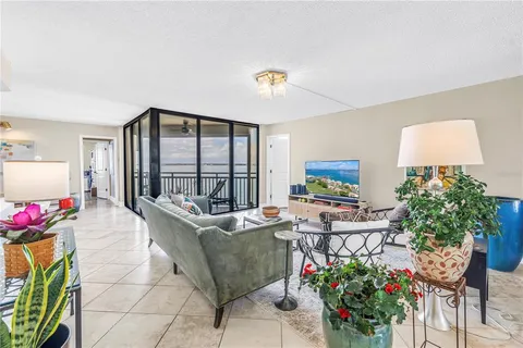 $549,000 | 5825 La Puerta Del Sol Boulevard South, Unit 464, St. Petersburg, FL 33715