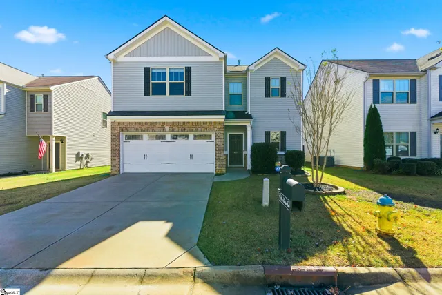 $324,900 | 405 Kindletree Way, Simpsonville, SC 29680