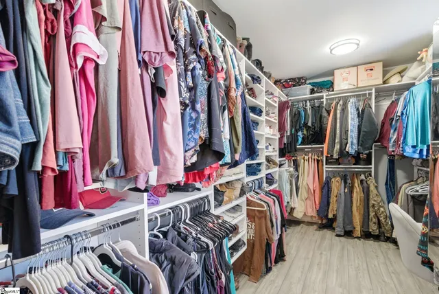 $324,900 | 405 Kindletree Way, Simpsonville, SC 29680