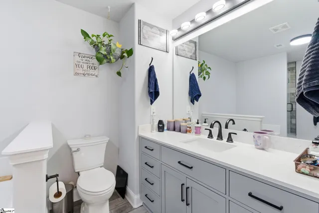 $324,900 | 405 Kindletree Way, Simpsonville, SC 29680