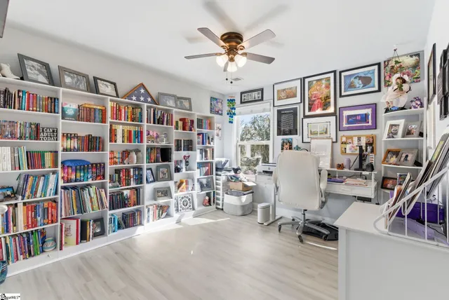 $324,900 | 405 Kindletree Way, Simpsonville, SC 29680