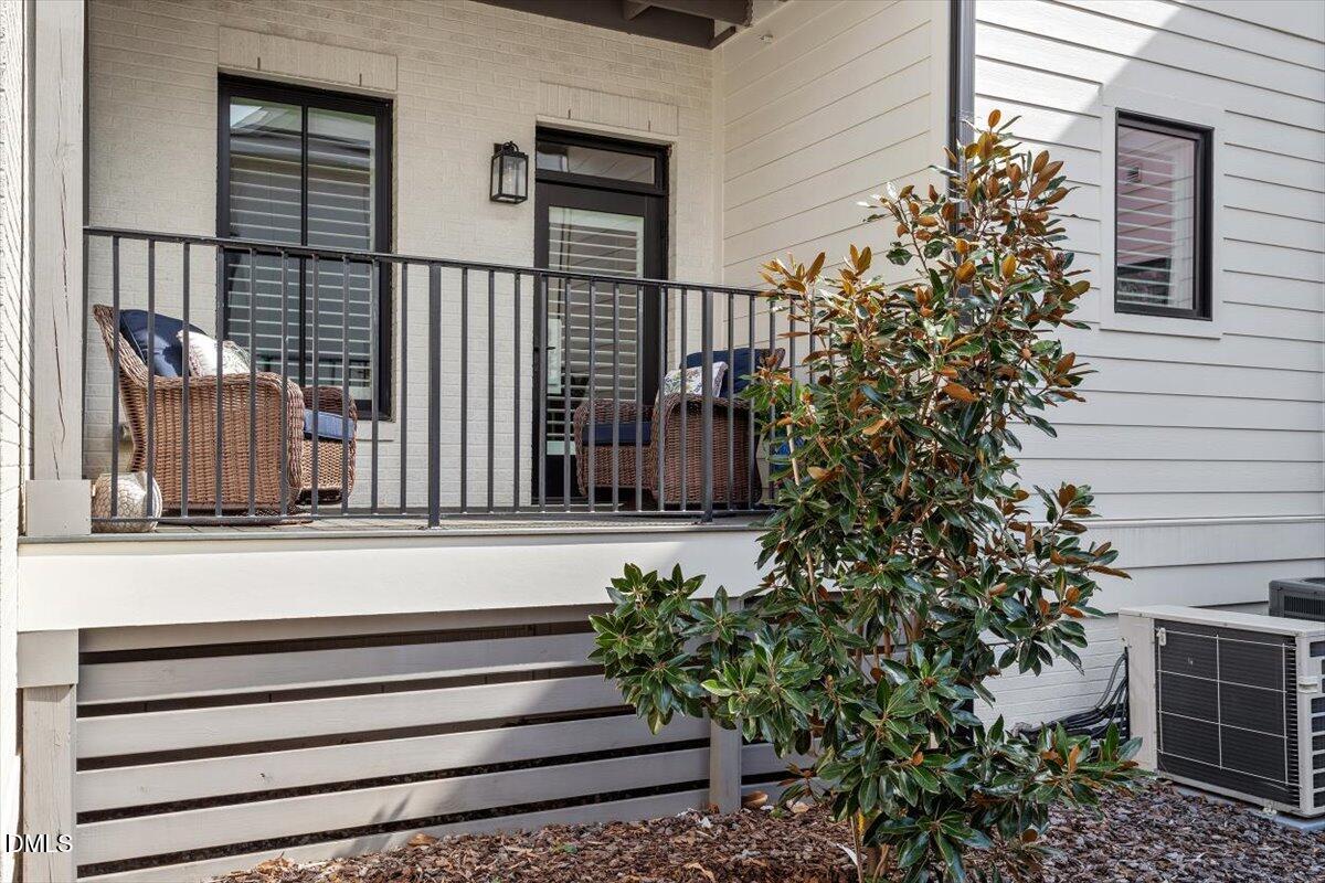 605 Smedes Place, Unit B Raleigh, NC 27605 - Photo 15 of 16
