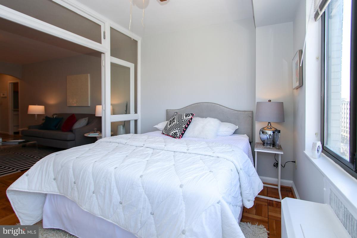 1 Scott Circle Northwest, Unit 20 Washington, DC 20036 - Photo 6 of 20 Bedroom Fits a Queen Sized bed.~stock photo