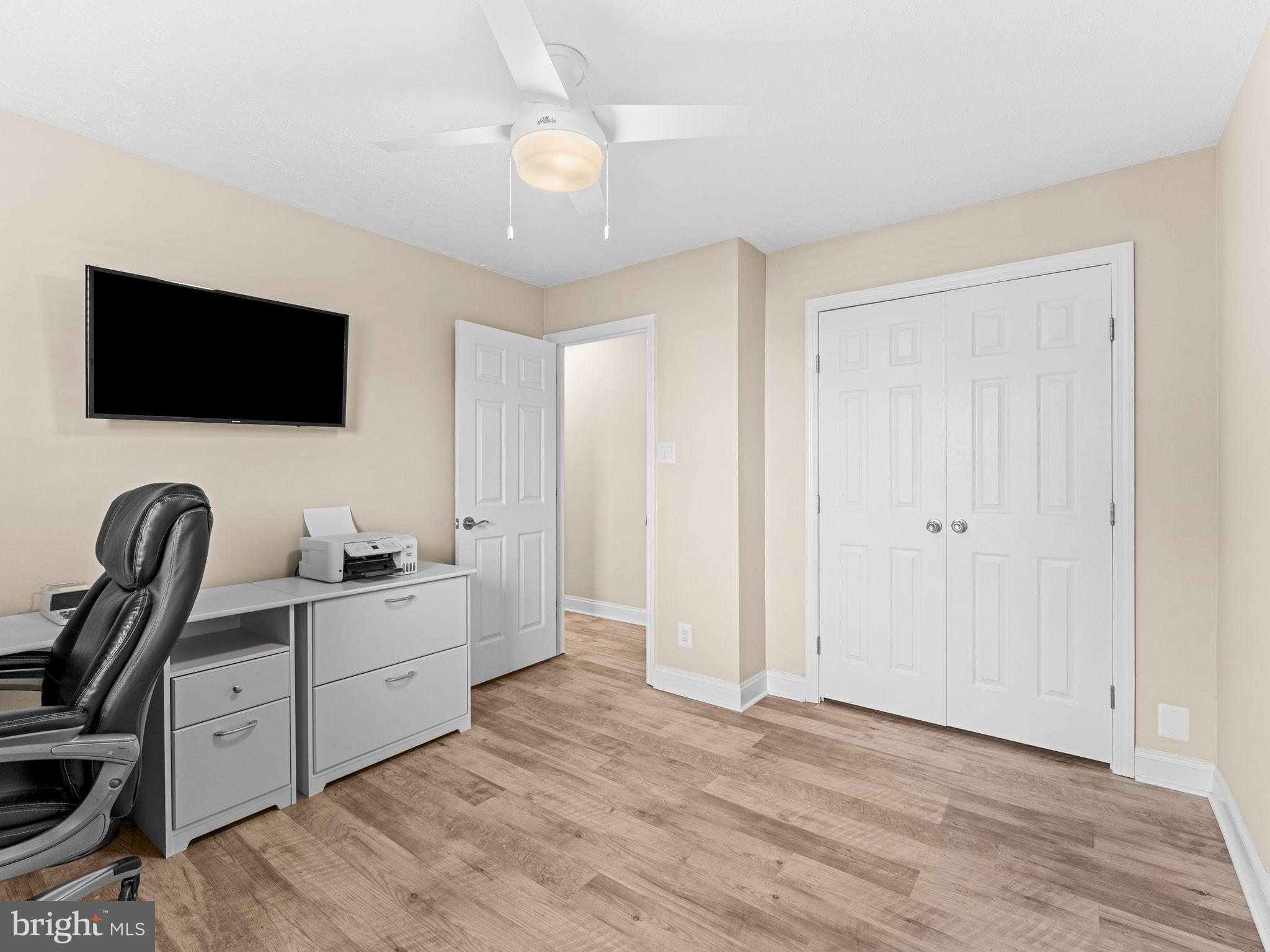 425 Glasgow Road Williamstown, NJ 08094 - Photo 27 of 53 Spacious 3rd Bedroom