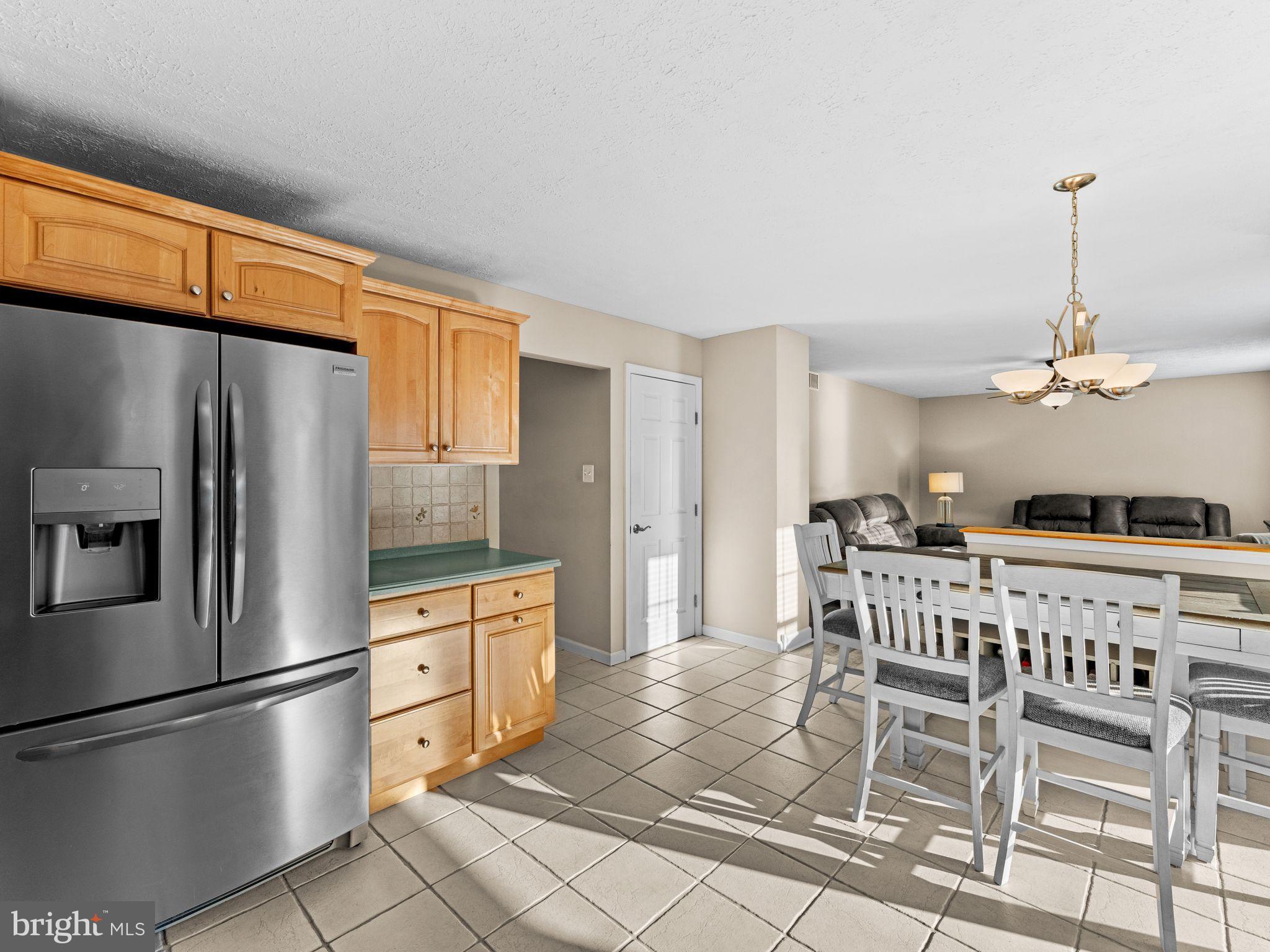 425 Glasgow Road Williamstown, NJ 08094 - Photo 8 of 53 Gallery Image 8