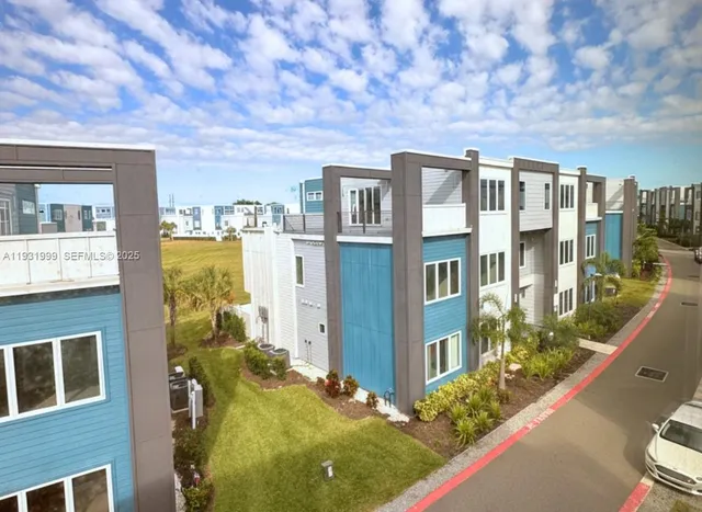 $499,000 | 7760 Sandy Ridge Drive, Unit 206, Kissimmee, FL 34747