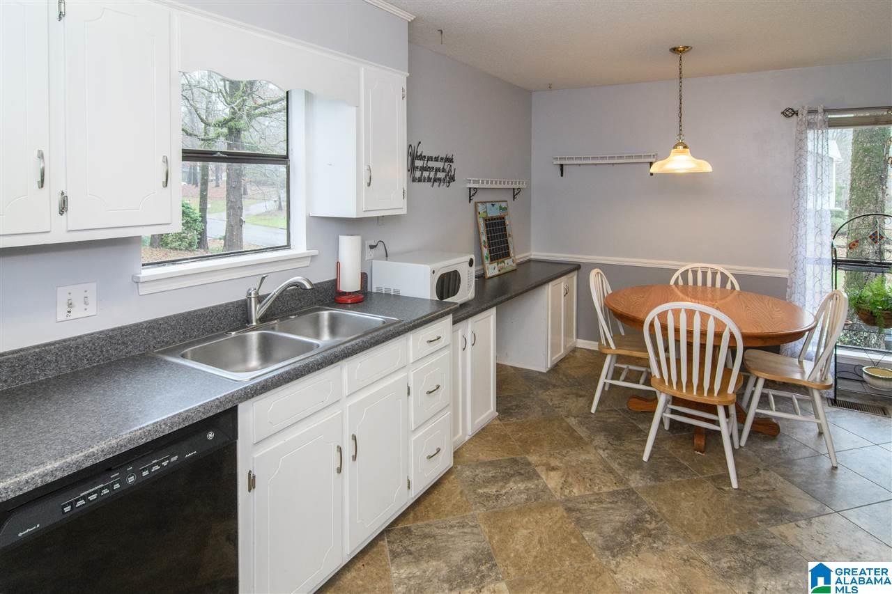 34 Hunters Trace Pelham, AL 35124 - Photo 15 of 41