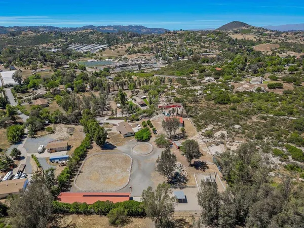 $1,099,000 | 28841 Lilac Road, Valley Center, CA 92082