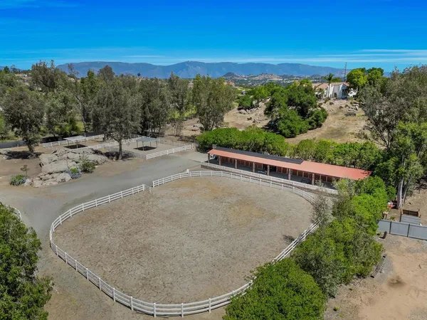 $1,099,000 | 28841 Lilac Road, Valley Center, CA 92082