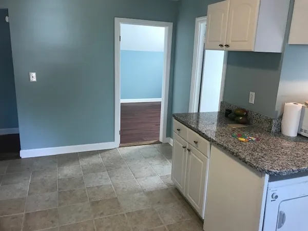 $304,950 | 4 Bayview Avenue, Unit 3, Bristol, RI 02809